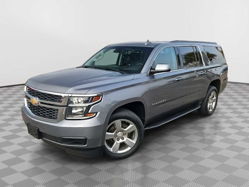 Used 2018 Chevrolet Suburban LS w/ Enhanced Driver Alert Package image 2