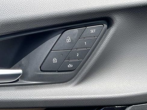 New 2026 Chevrolet Equinox ACTIV w/ Convenience Package III image 25