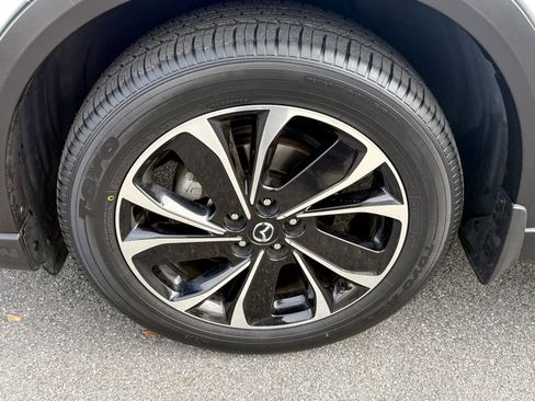 Used 2022 MAZDA CX-5 AWD 2.5 S w/ Premium Package image 11