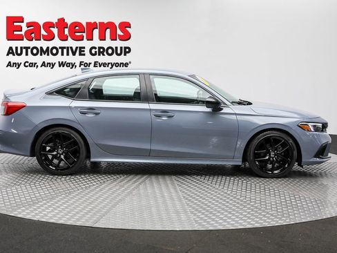 Used 2024 Honda Civic Sport image 4