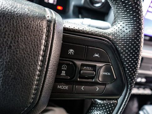 Used 2024 Toyota Tacoma TRD Off-Road image 23