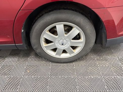 Used 2013 Ford Taurus SEL image 10