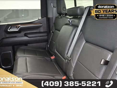 Used 2025 Chevrolet Silverado 1500 LT AWD/4WD image 11
