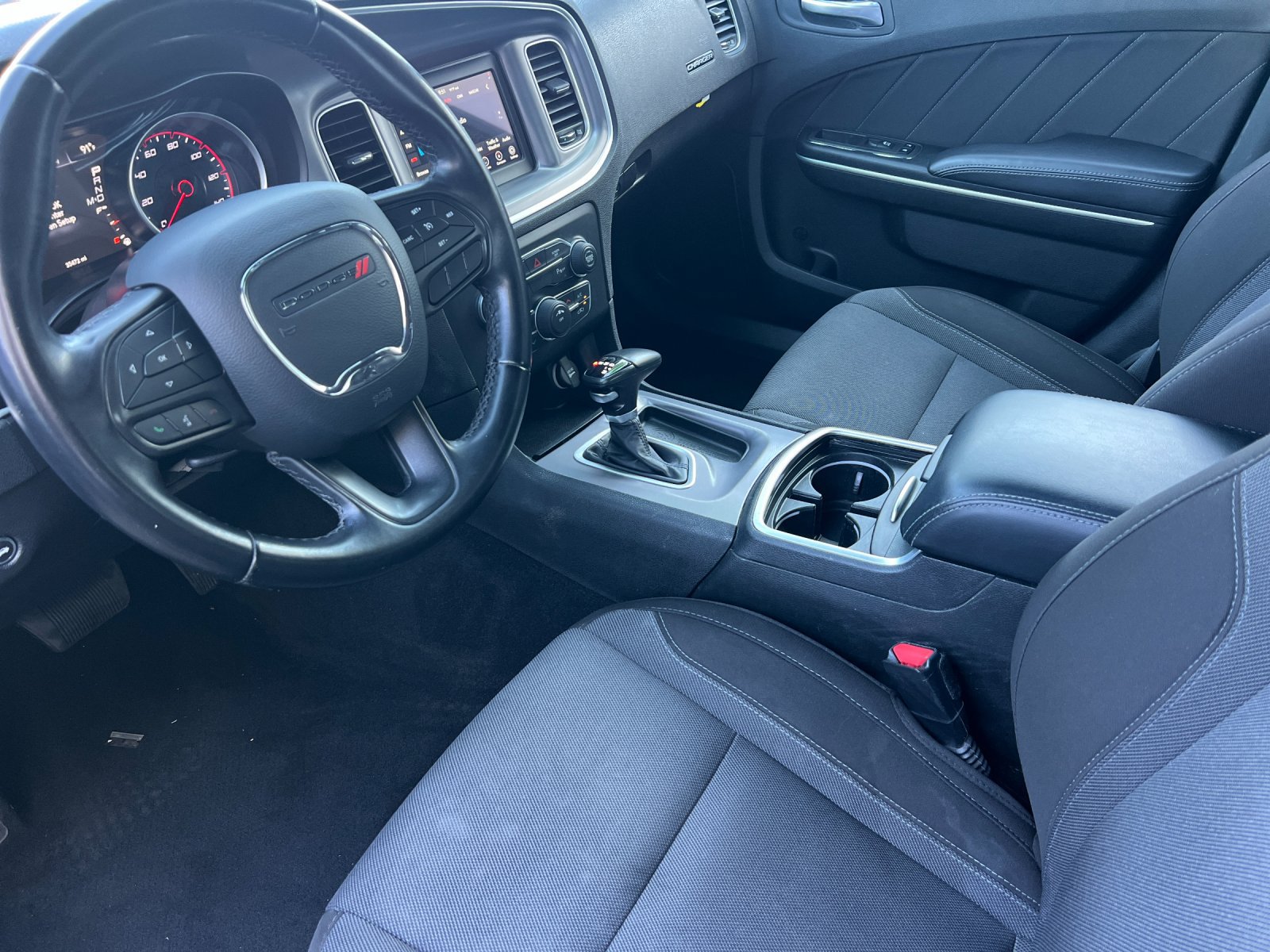 Used 2022 Dodge Charger SXT RWD image 10
