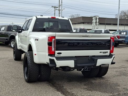 Used 2026 Ford F450 Platinum AWD/4WD image 7