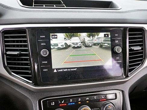 Used 2023 Volkswagen Atlas SEL Premium AWD/4WD image 29