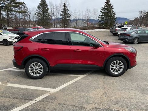 Certified 2022 Ford Escape SE w/ Cold Weather Package image 5