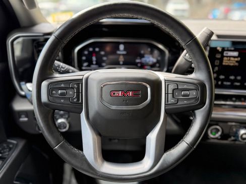 Used 2024 GMC Sierra 1500 Elevation AWD/4WD image 10