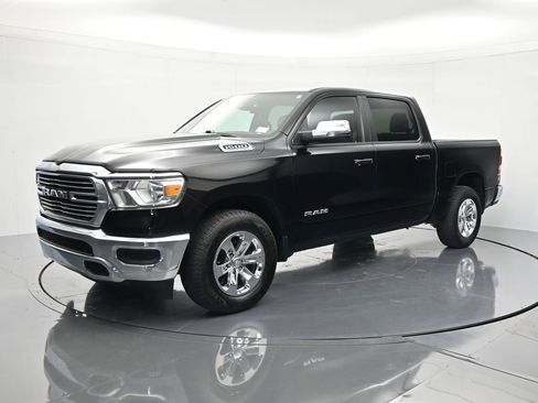 Used 2024 RAM 1500 Laramie AWD/4WD image 1