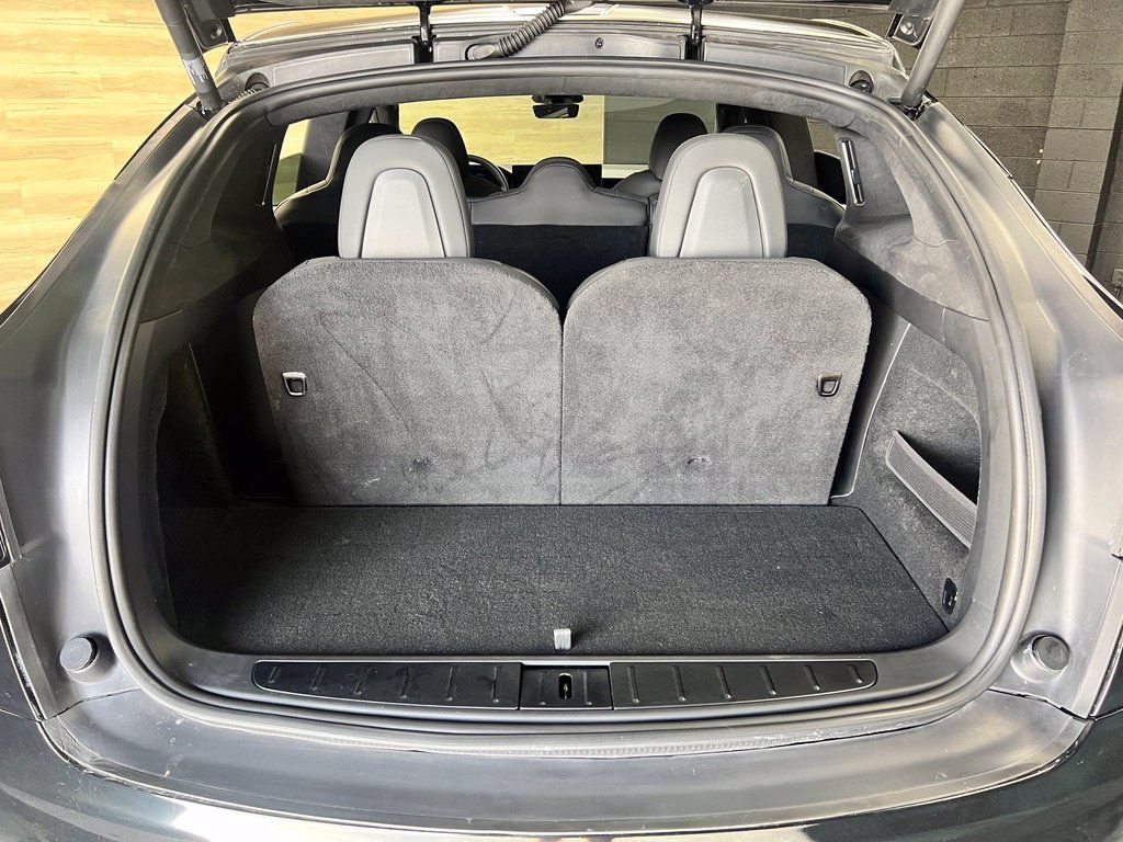 Used 2024 Tesla Model X AWD/4WD image 19
