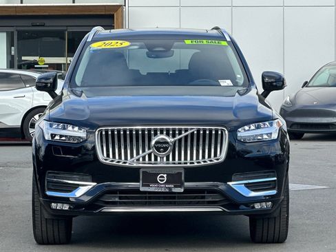 Certified 2025 Volvo XC90 B6 Plus AWD/4WD image 11