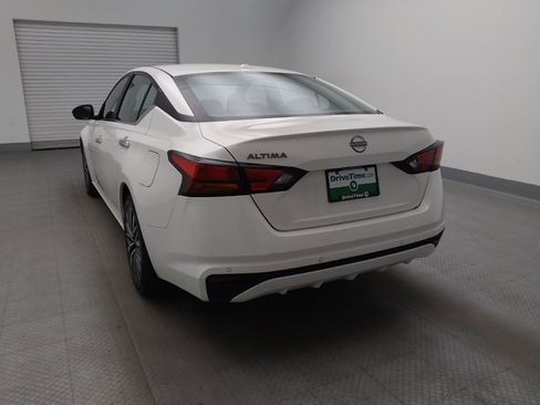 Used 2025 Nissan Altima 2.5 SV FWD image 6