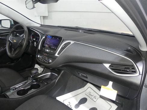 Used 2024 Chevrolet Malibu LT FWD image 22