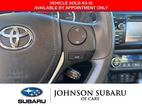 Used 2014 Toyota Corolla LE image 15