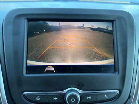 Used 2021 Chevrolet Equinox LT AWD/4WD image 21