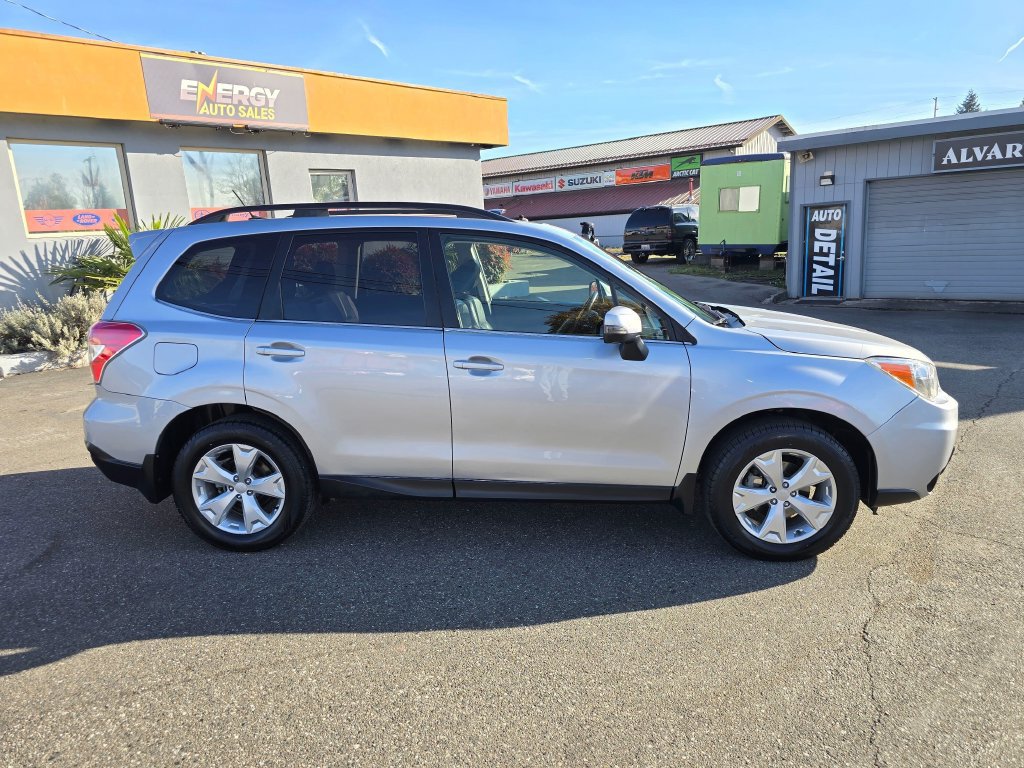 Used 2014 Subaru Forester 2.5i Touring AWD/4WD image 8
