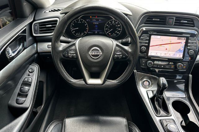 Used 2023 Nissan Maxima SV w/ Floor Mat Group FWD image 13