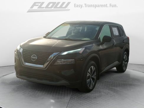 Used 2021 Nissan Rogue SV image 4