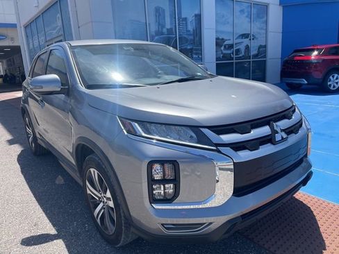 Used 2024 Mitsubishi Outlander Sport SE image 2