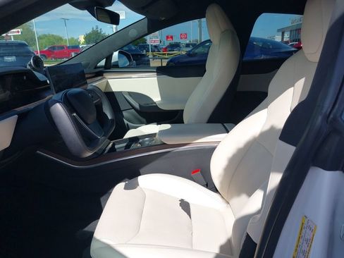 Used 2022 Tesla Model S AWD/4WD image 11