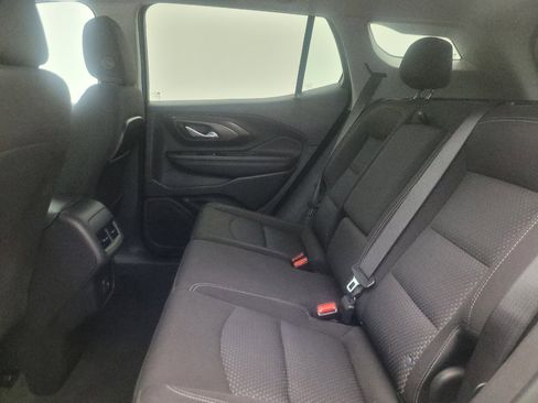 Used 2023 GMC Terrain SLE w/ Driver Convenience Package FWD image 18