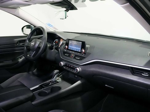 Used 2023 Nissan Altima 2.5 S FWD image 24