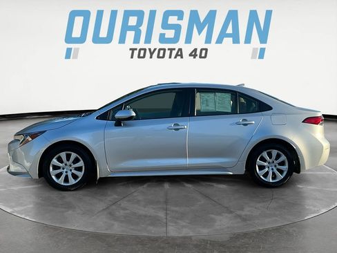 Used 2023 Toyota Corolla LE image 4