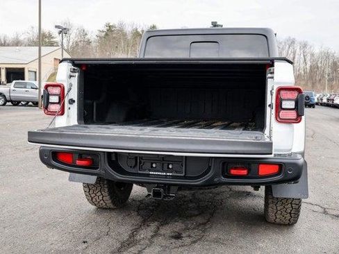 Certified 2020 Jeep Gladiator Rubicon AWD/4WD image 30