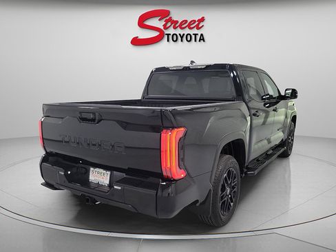 Certified 2025 Toyota Tundra Limited AWD/4WD image 4