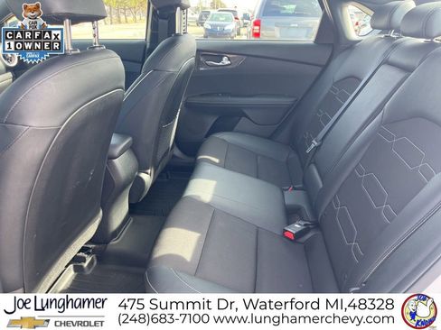 Used 2023 Kia Forte GT-Line w/ GT-Line Premium Package image 12