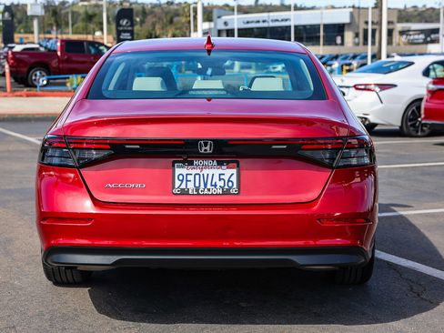 Certified 2023 Honda Accord LX image 23