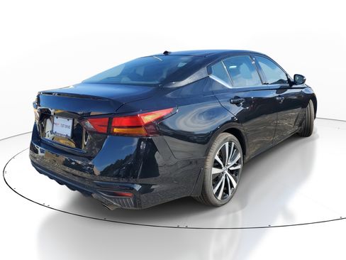 Used 2021 Nissan Altima 2.5 SR image 6