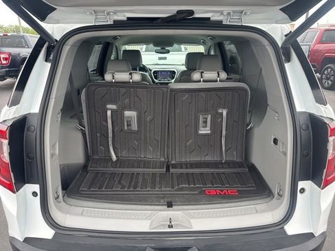 Used 2020 GMC Acadia SLT w/ Premium Package image 5