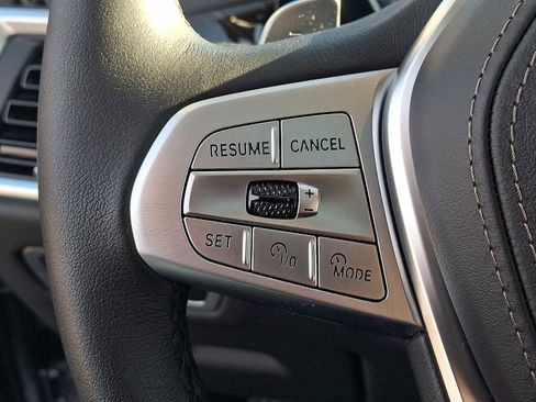 Certified 2025 BMW X7 xDrive40i w/ Premium Package image 22