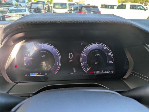 New 2025 Jeep Grand Cherokee Altitude image 18