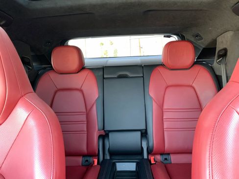 Used 2023 Porsche Cayenne GTS AWD/4WD image 22