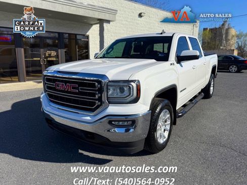 Used 2017 GMC Sierra 1500 SLE w/ SLE Value Package image 1