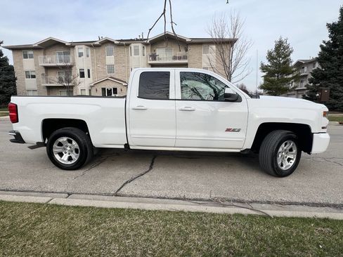Used 2017 Chevrolet Silverado 1500 LT w/ All Star Edition image 13