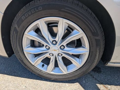 Used 2024 Chevrolet Malibu LT FWD image 24