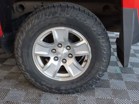 Used 2018 Chevrolet Silverado 1500 LT w/ All Star Edition AWD/4WD image 16