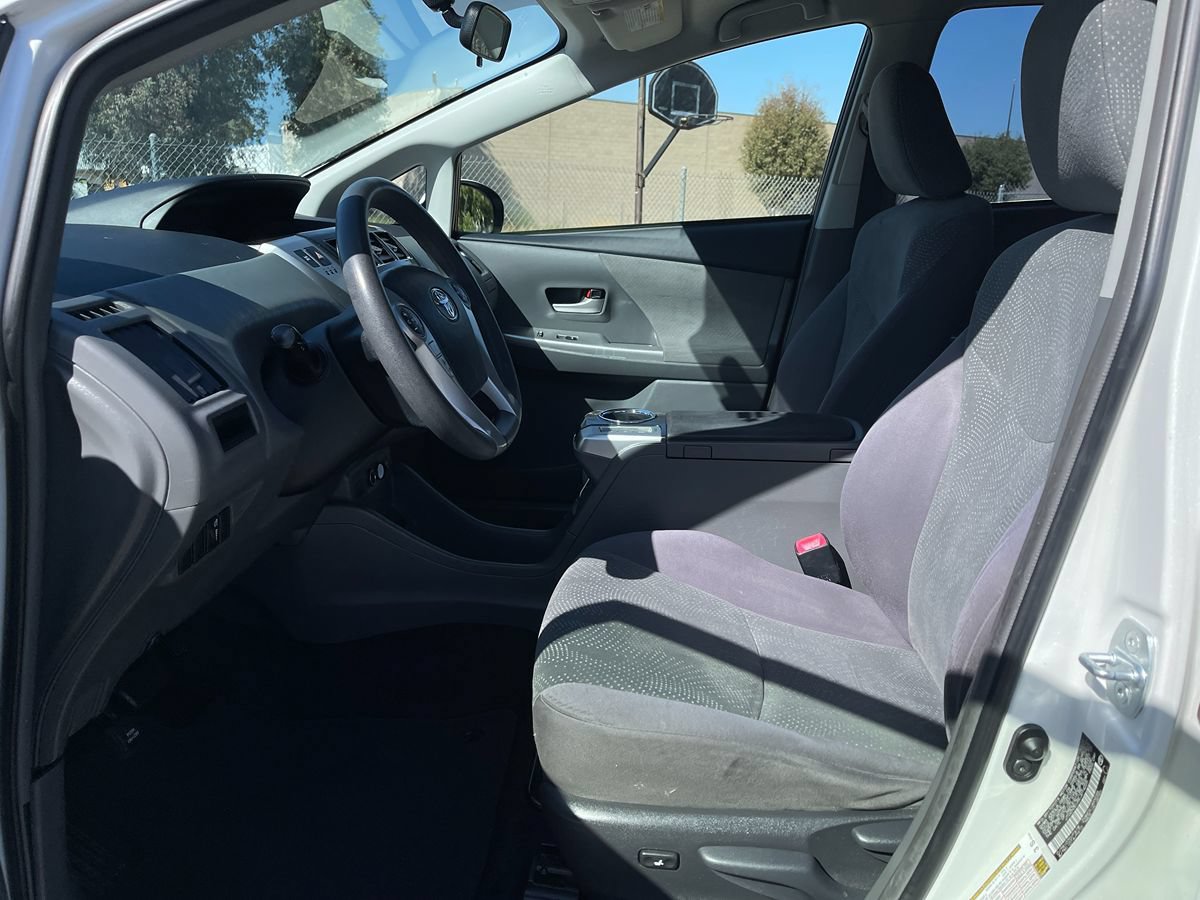 Used 2014 Toyota Prius V Three FWD image 18