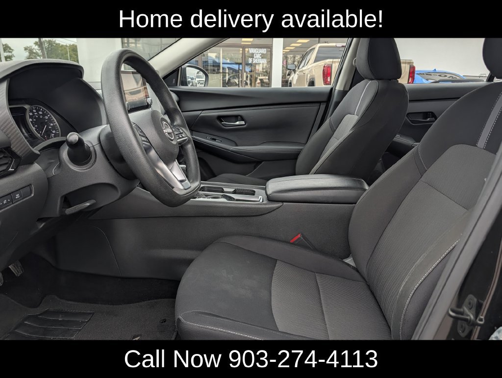 Used 2025 Nissan Sentra SV FWD image 28