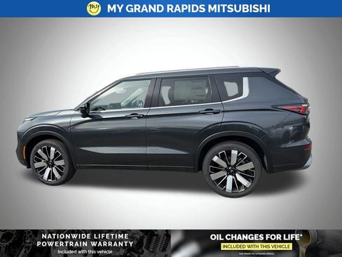 New 2026 Mitsubishi Outlander SEL AWD/4WD image 8