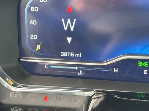 Used 2024 Chevrolet Silverado 1500 LT Trail Boss image 18