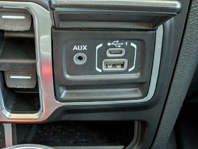 Used 2020 Jeep Gladiator Mojave AWD/4WD image 25