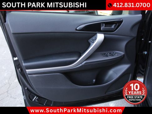 Used 2022 Mitsubishi Eclipse Cross ES image 15