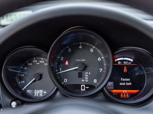 Certified 2026 Porsche Macan AWD/4WD image 22