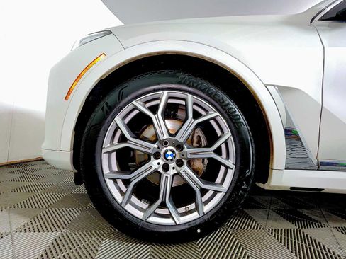 Used 2021 BMW X7 xDrive40i image 8