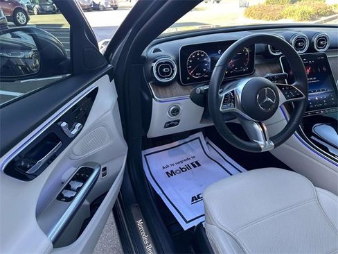 Used 2023 Mercedes-Benz C 300 4MATIC Sedan image 41