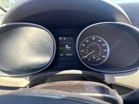 Used 2017 Hyundai Santa Fe Sport FWD image 23